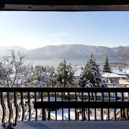 Trifon Zarezan Family Hotel Glavatartsi Extérieur photo