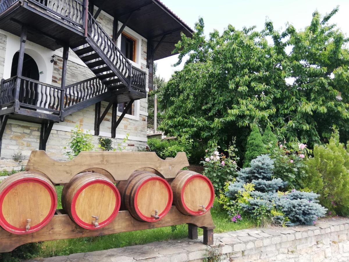 Trifon Zarezan Family Hotel Glavatartsi Extérieur photo