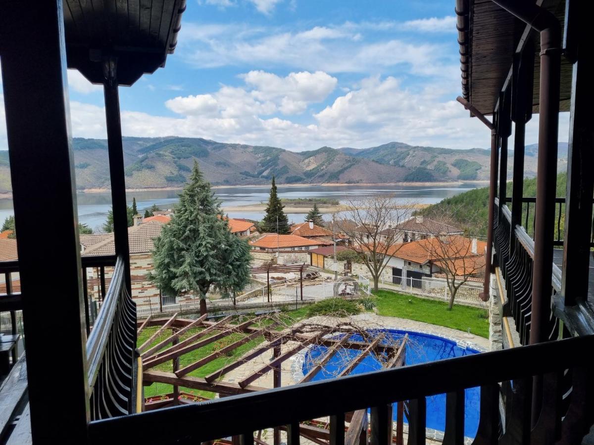 Trifon Zarezan Family Hotel Glavatartsi Extérieur photo