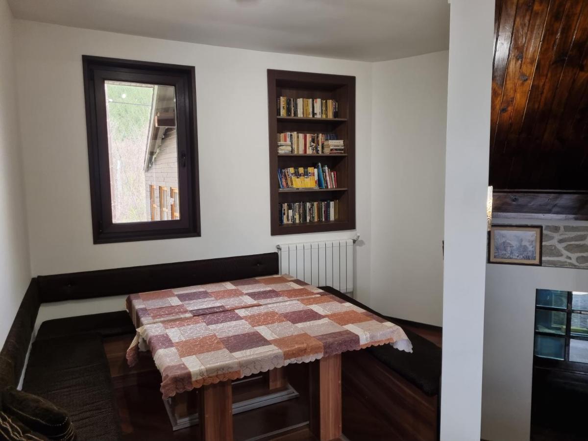 Trifon Zarezan Family Hotel Glavatartsi Extérieur photo