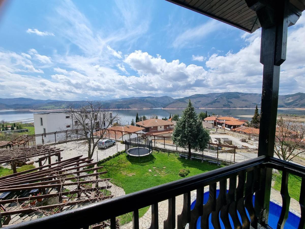 Trifon Zarezan Family Hotel Glavatartsi Extérieur photo