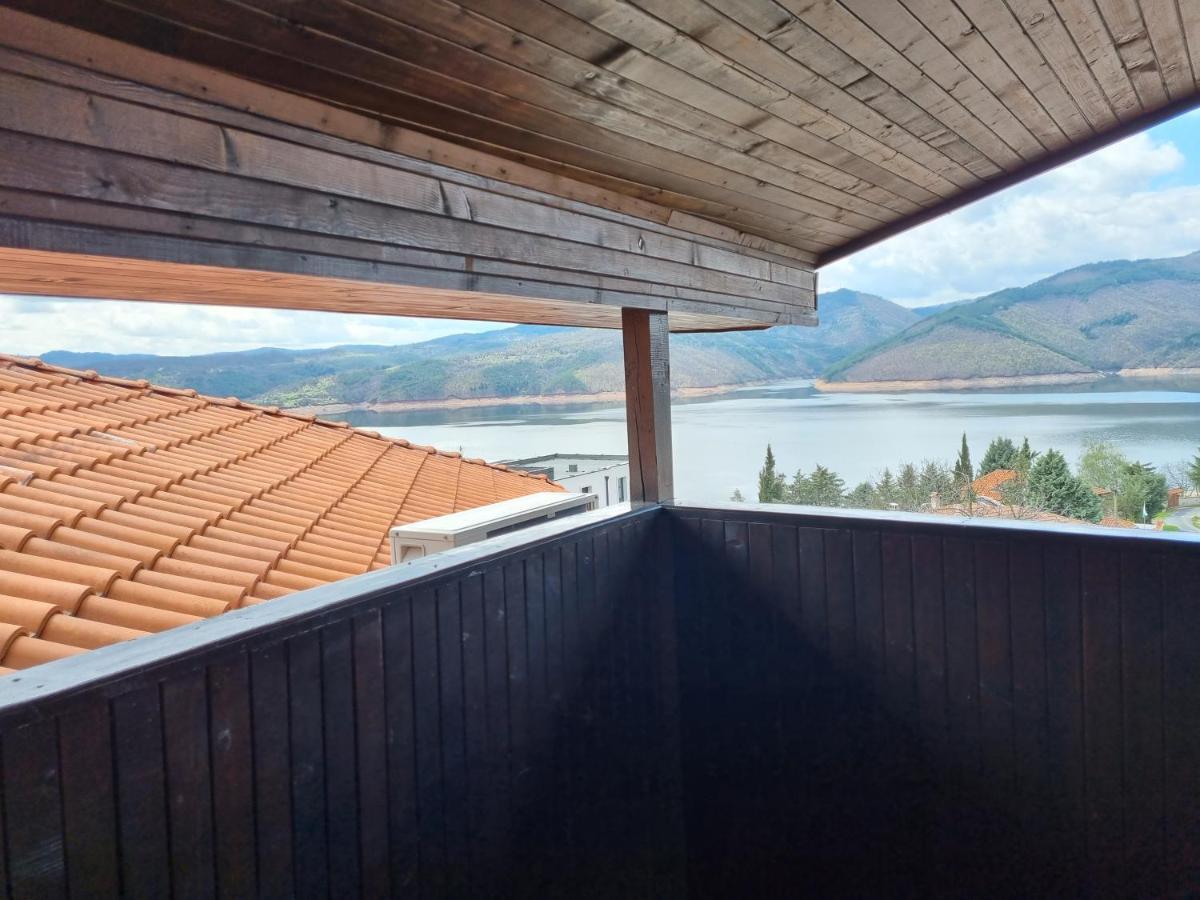 Trifon Zarezan Family Hotel Glavatartsi Extérieur photo