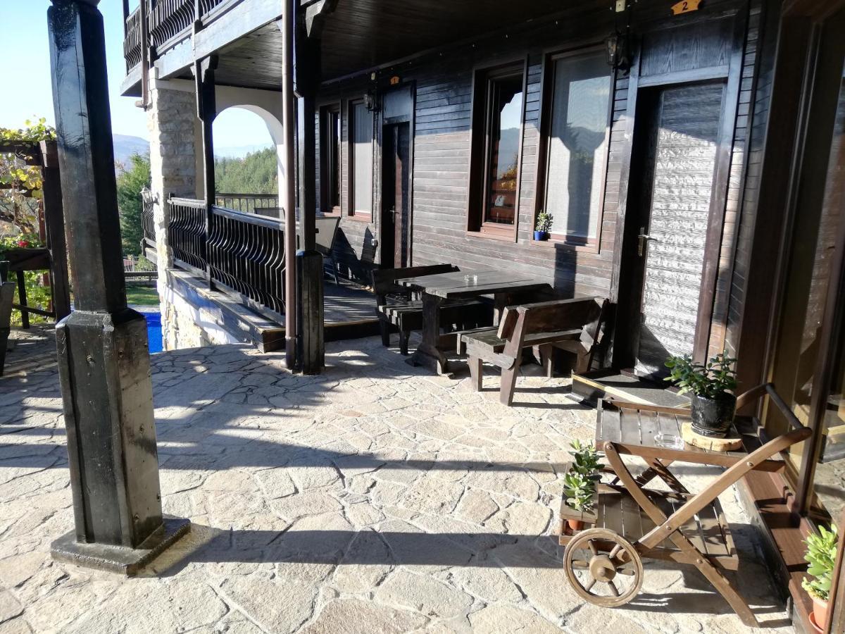 Trifon Zarezan Family Hotel Glavatartsi Extérieur photo